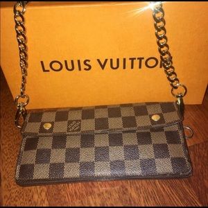 Auth Louis Vuitton Damier Wallet Purse